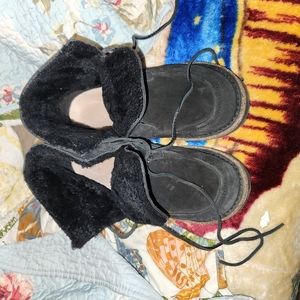 Birkenstock black shearling ankle boots size 40 mocassins